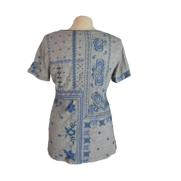 Johnny Was Nico Patchwork Embroidered Floral Cotton Tee Gray Size M Butterfly - Picture 3 of 12